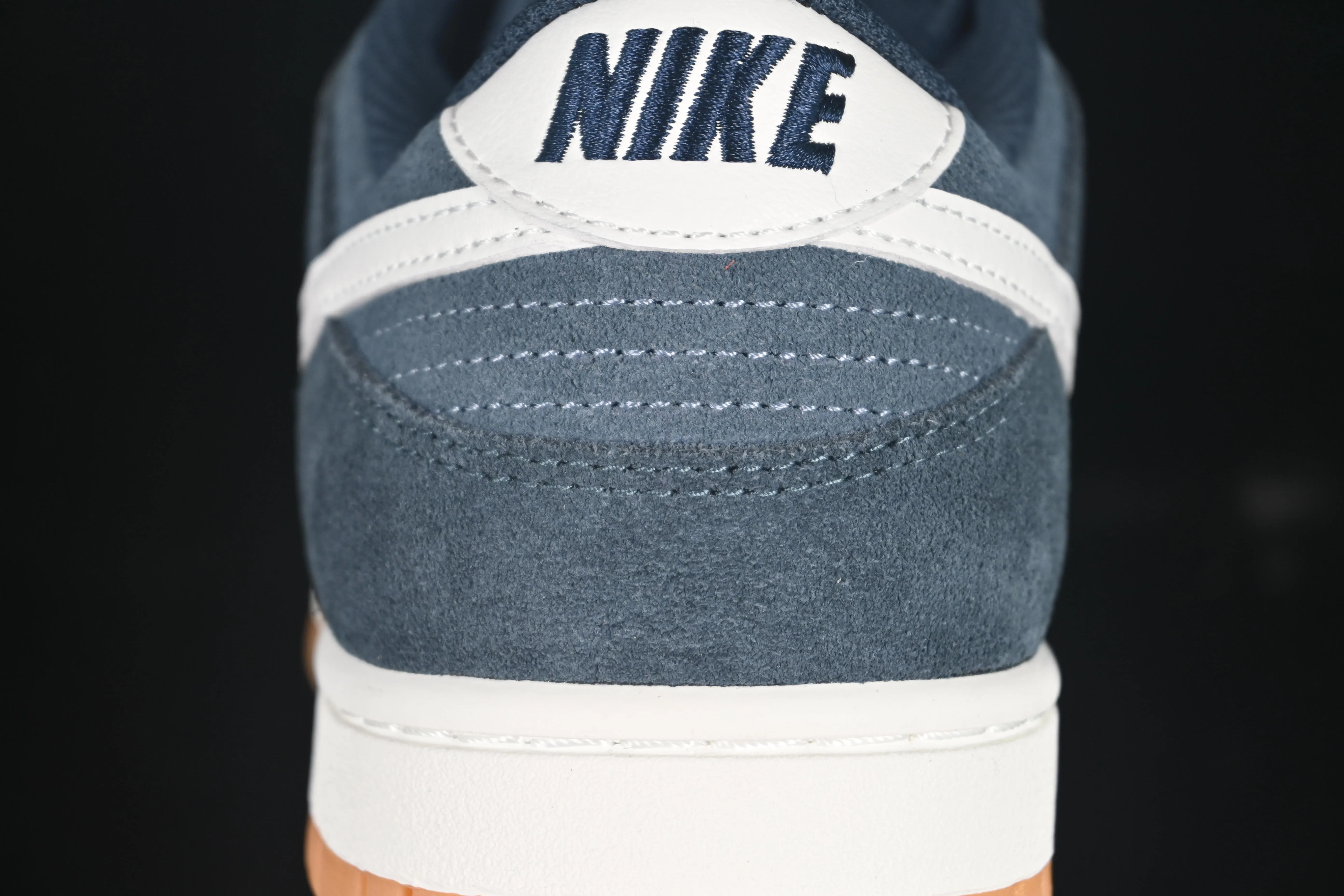 All categories Nk SB Dunk series Nk SB Dunk Low low-top sneakers Nike Dunk Low black and blue color low-top casual sneakers HQ1931-400